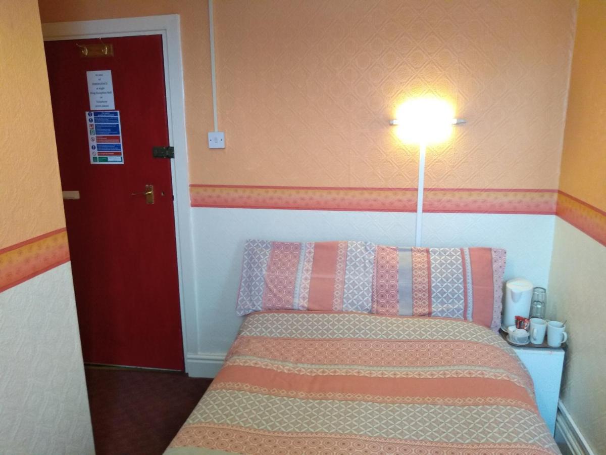 Southview Hotel Blackpool Bagian luar foto