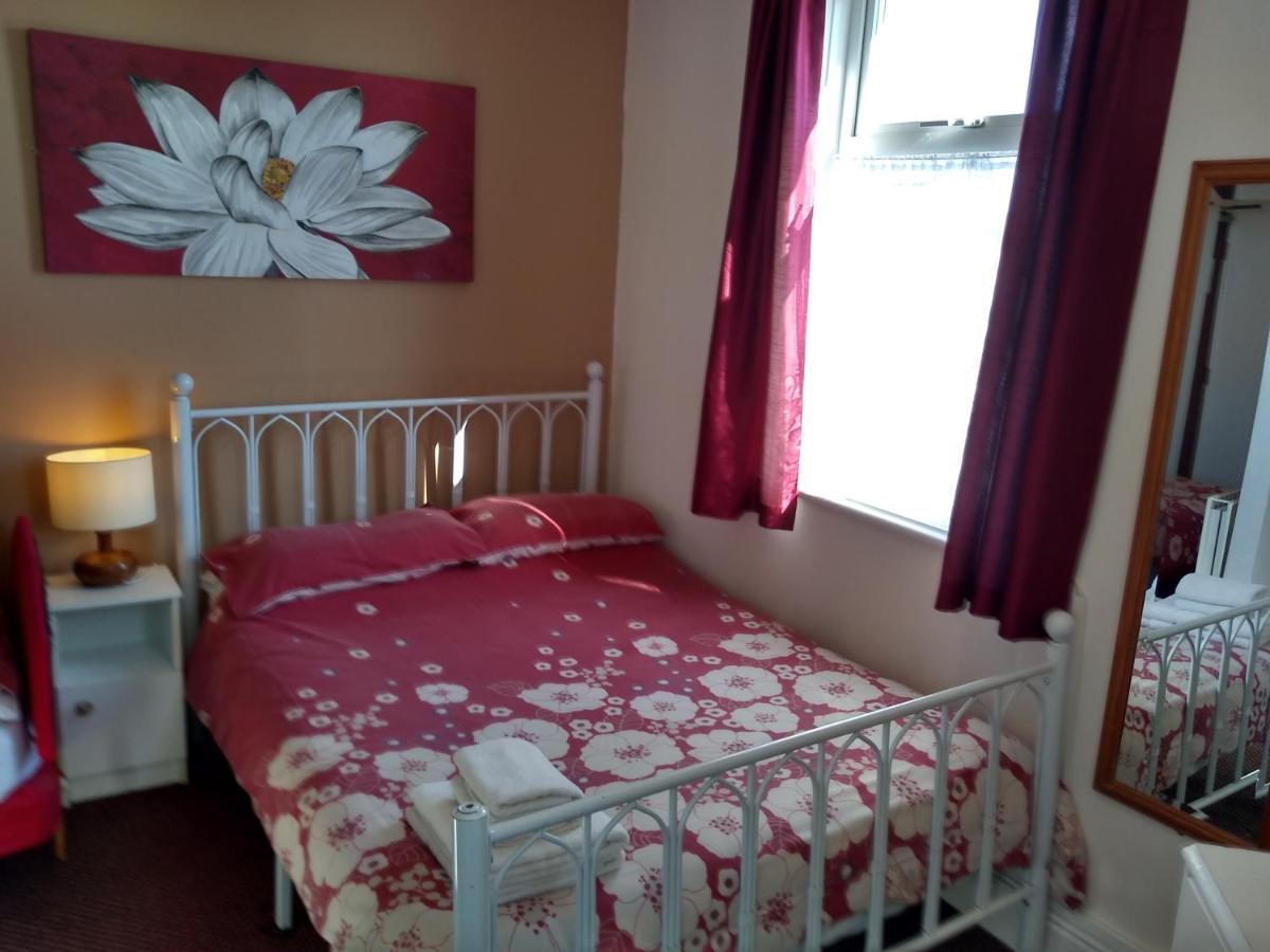 Southview Hotel Blackpool Bagian luar foto