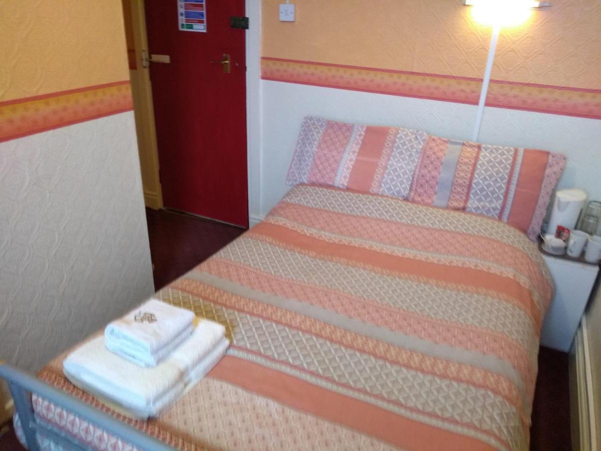 Southview Hotel Blackpool Bagian luar foto